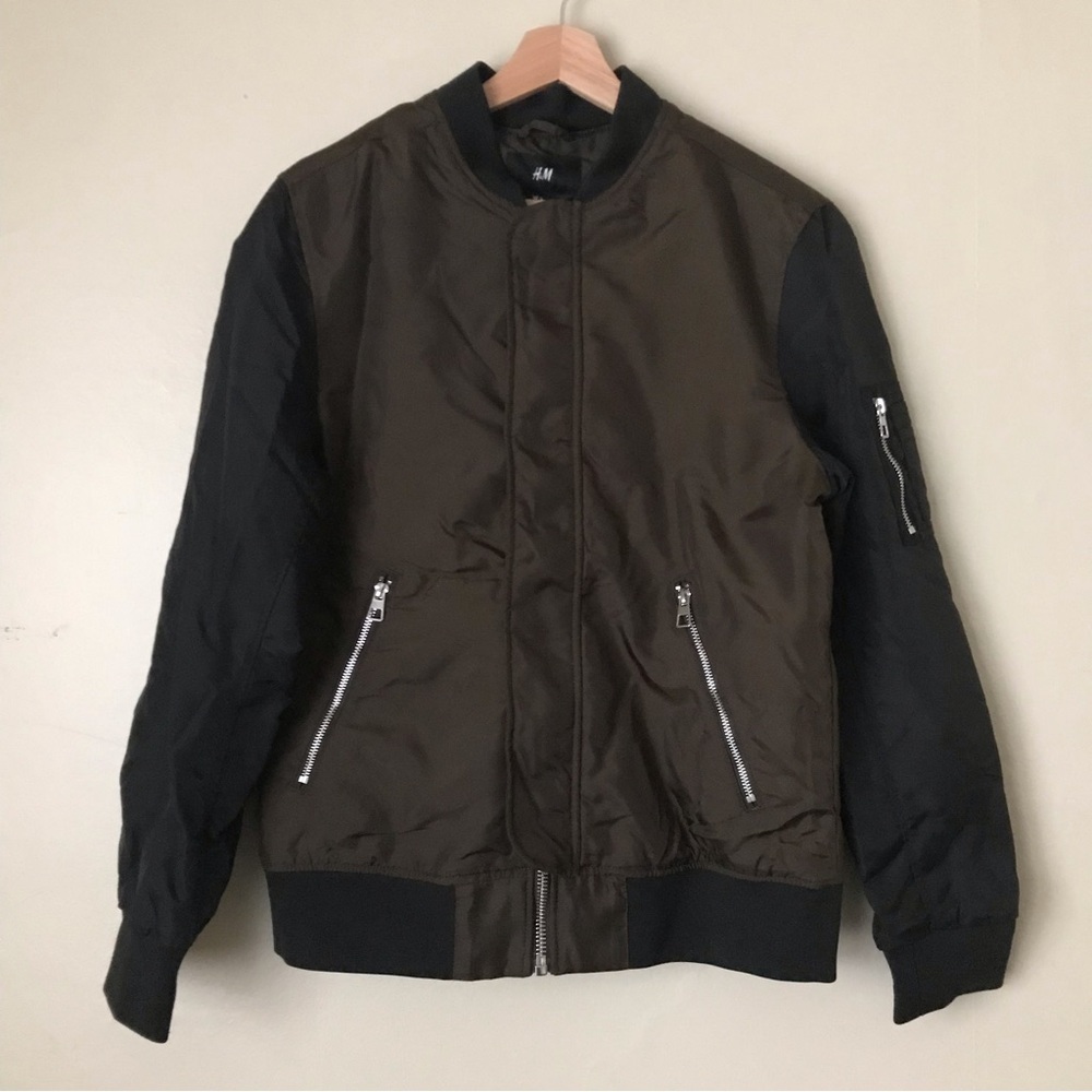 H&M Green & Black Bomber Jacket with Silver Hardware - Size Small (S)